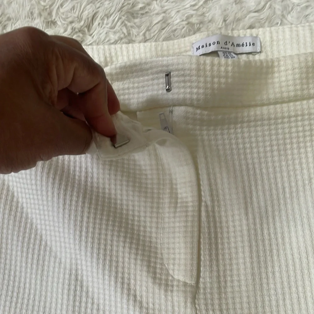 Maison d’Amelie White Ribbed Pants